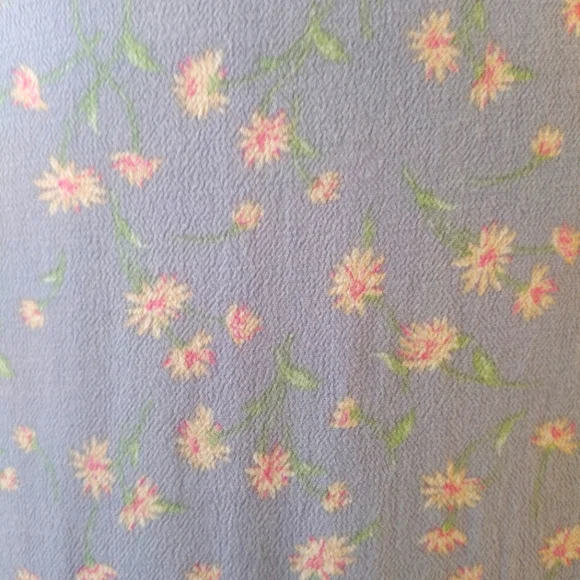 American Eagle Floral Pale Lavender Maxi Skirt With Slit Women's Size Medium - Picture 6 of 6